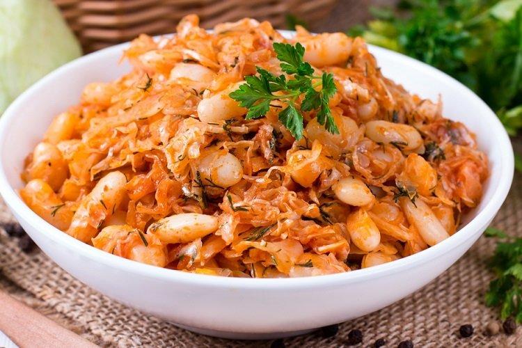 Braised Cabbage with Beans