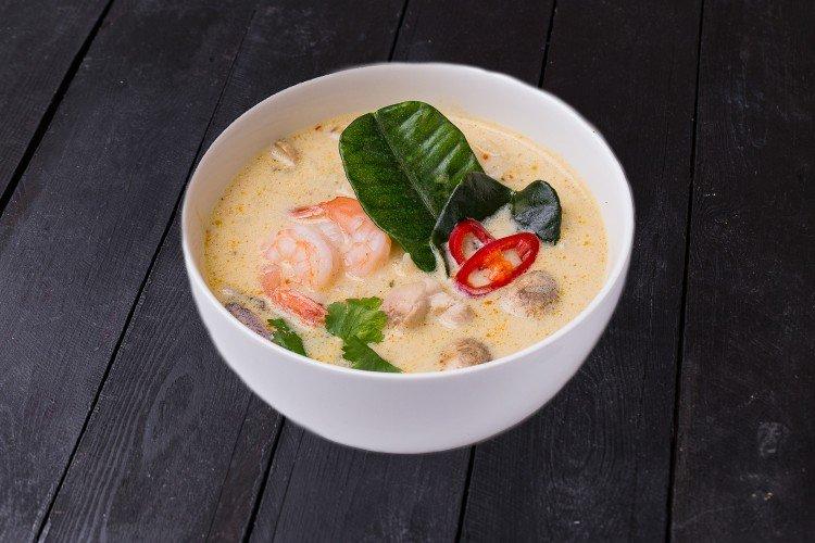 Sopa de leche con camarones