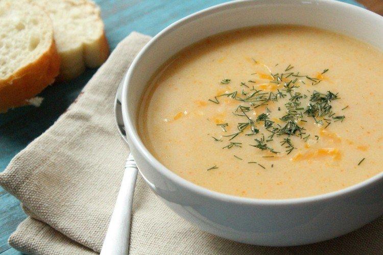 Sopa de leche con lentejas