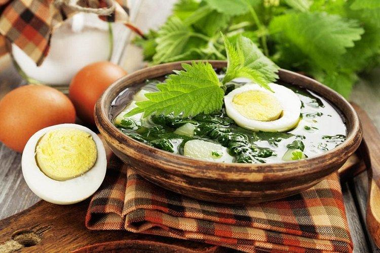 Borsch verde con acedera y ortiga