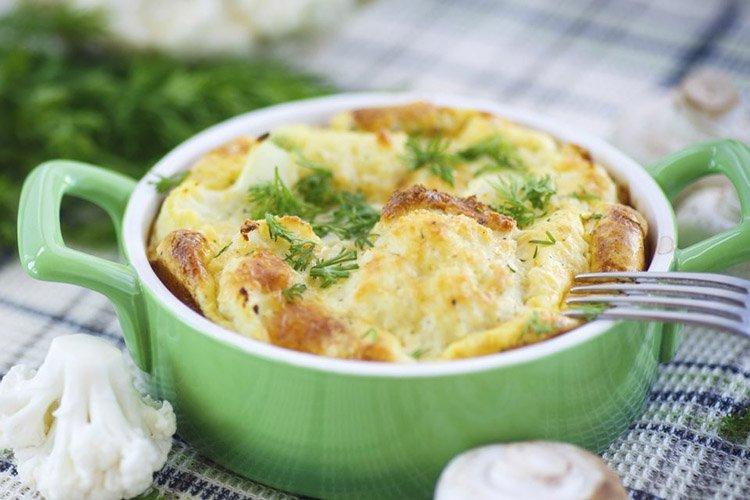 Blumenkohl mit Pilzen in Sahne