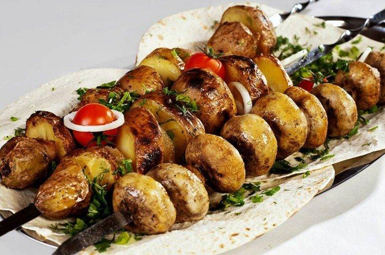 Grilled Mushrooms with Potatoes