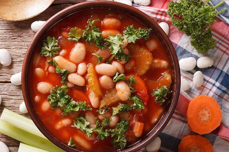 Sopa de frijoles