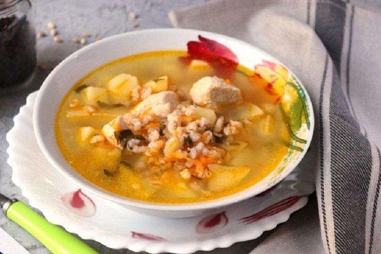 Sopa de cebada perlada y ternera