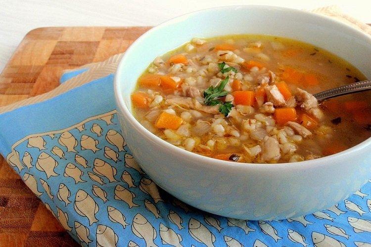 Sopa kharcho con cebada perlada