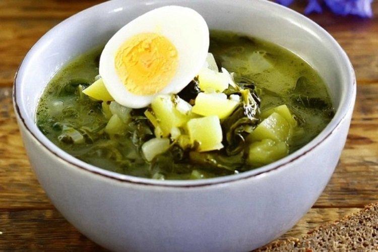 Seaweed Soup with Egg