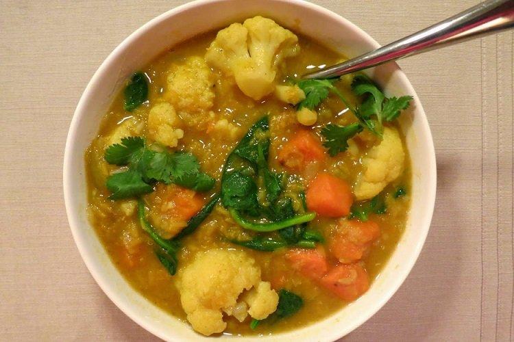 Cauliflower Soup with Egg