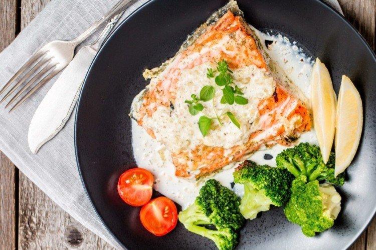 Filetes de trucha en nata