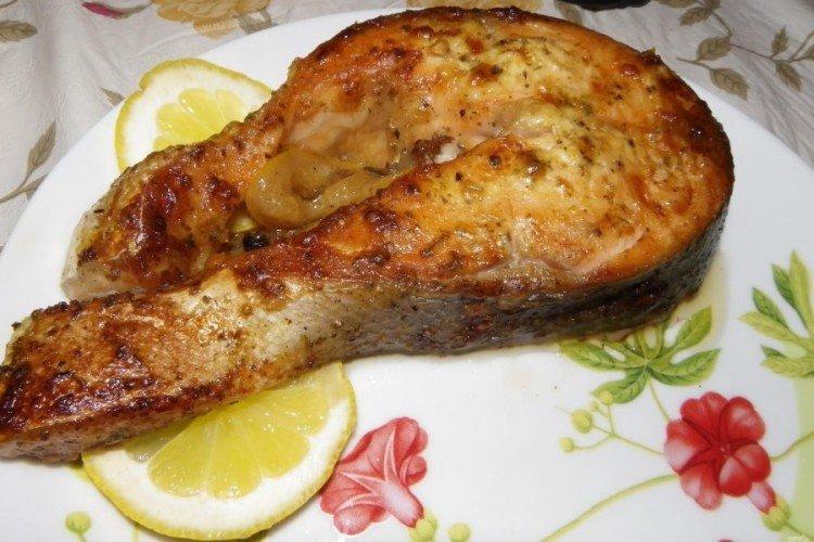 Filetes de trucha horneados en mayonesa