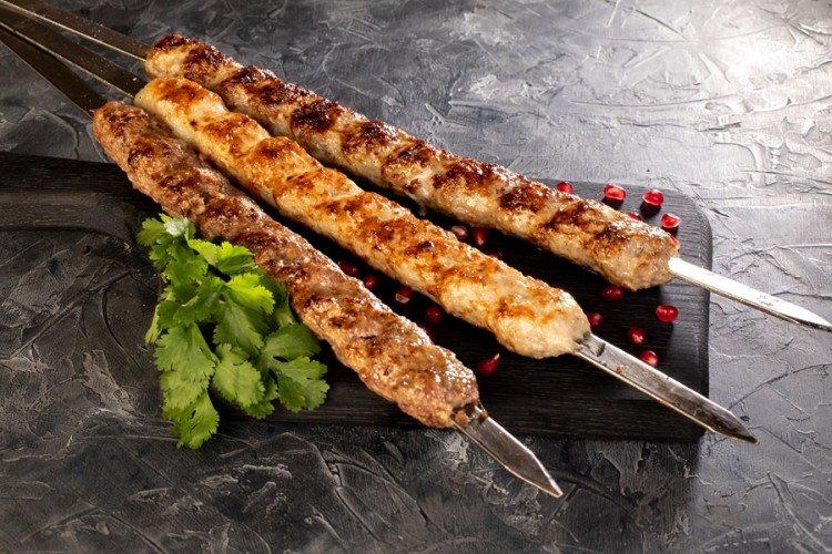Lyulya-kebab a la parrilla