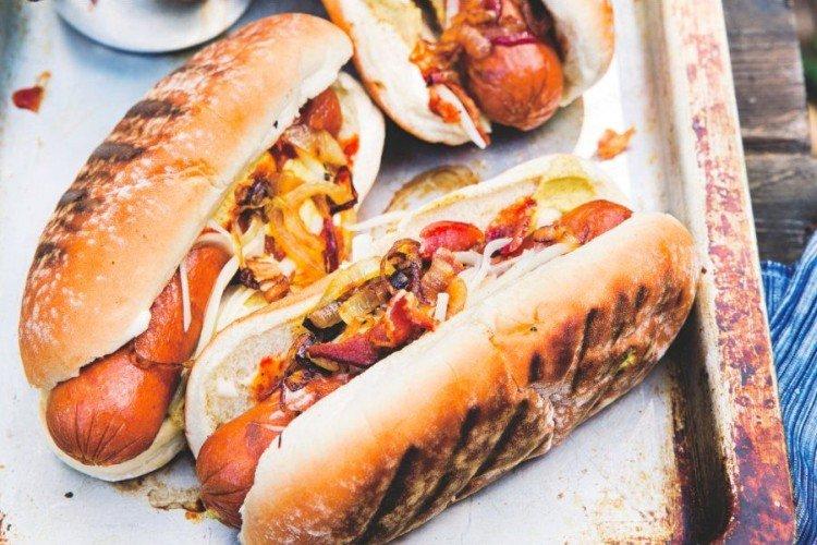 Hot-dogs a la parrilla