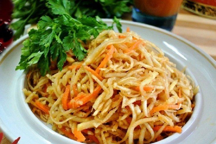 Korean Celery and Carrot Salad