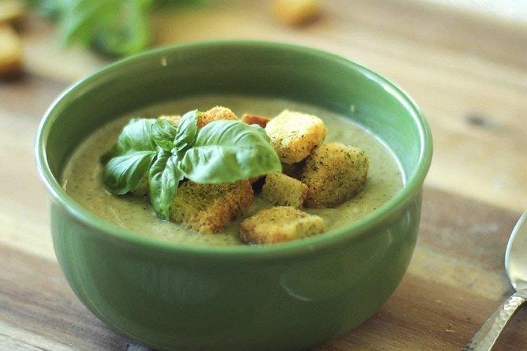 Spinach and Adyghe Cheese Soup