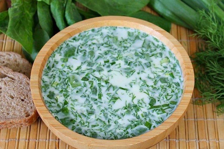 Cold Cucumber and Spinach Soup