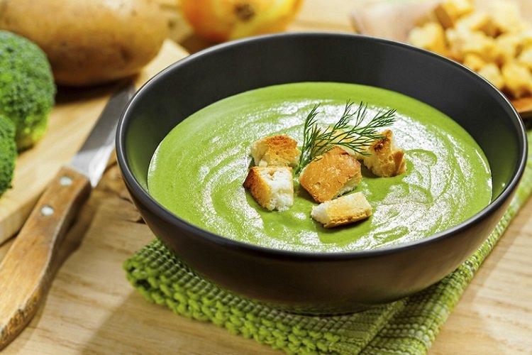 Cream of Spinach and Cream Soup