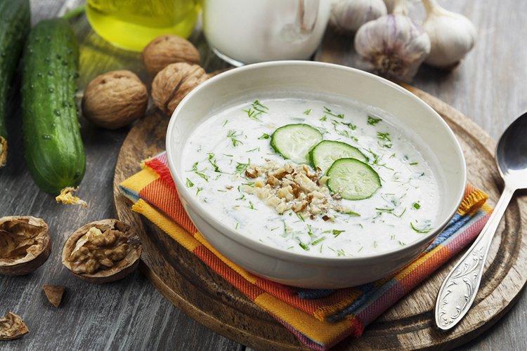Sopa fría búlgara «Tarator»