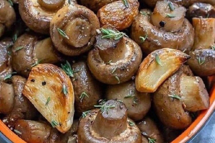 Fried Korean-Style Champignon Mushrooms