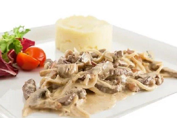 Beef Stroganoff with Milk