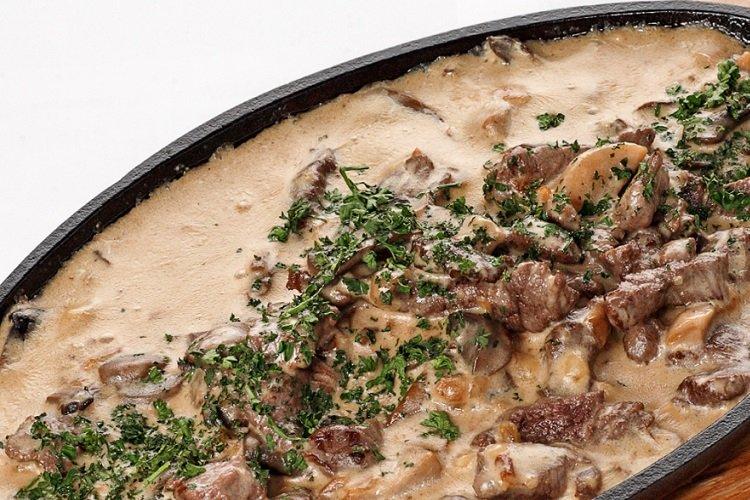 Beef Stroganoff with Eggplant