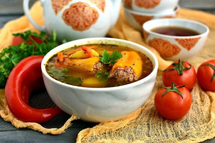 Dolma Schurpa aus Rindfleisch