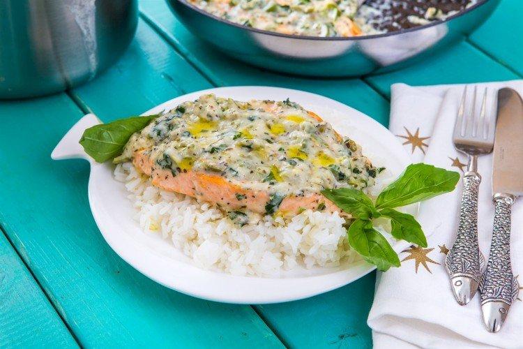Pescado asado con arroz