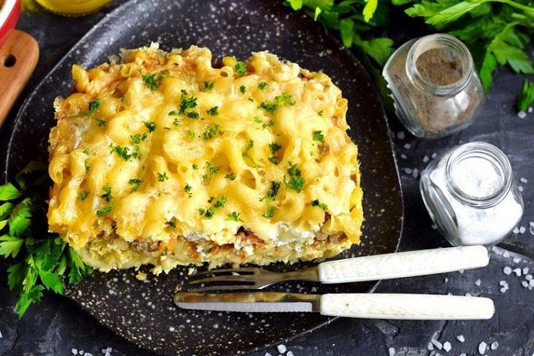 Pasta Bake with Eggs and Herbs
