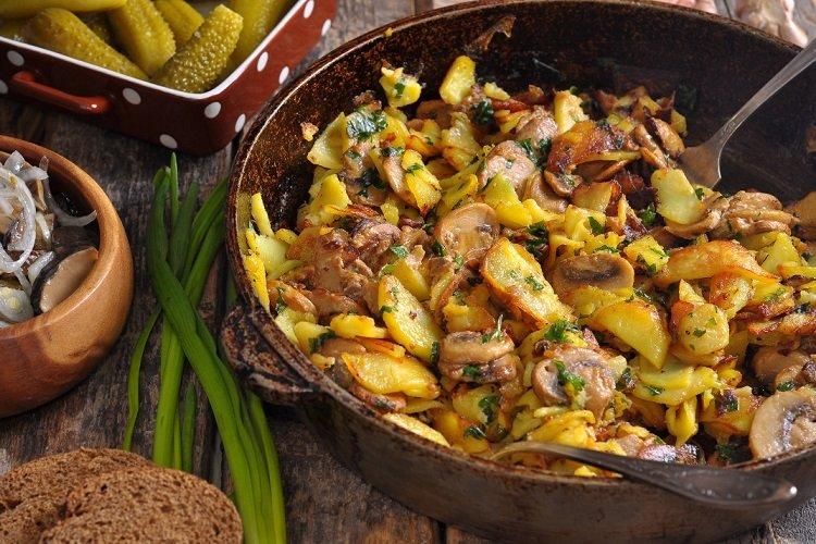 Bratkartoffeln mit Pilzen