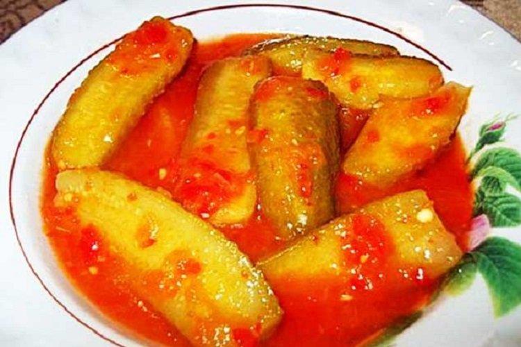 Lightly Salted Cucumbers with Ketchup