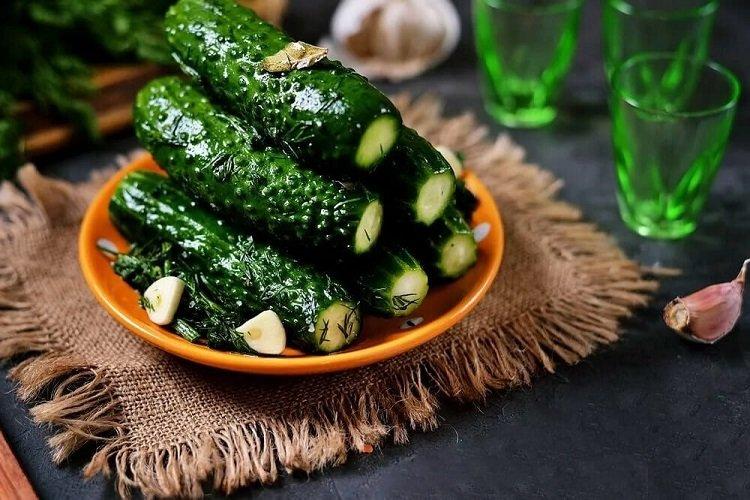 Aromatic Lightly Salted Cucumbers