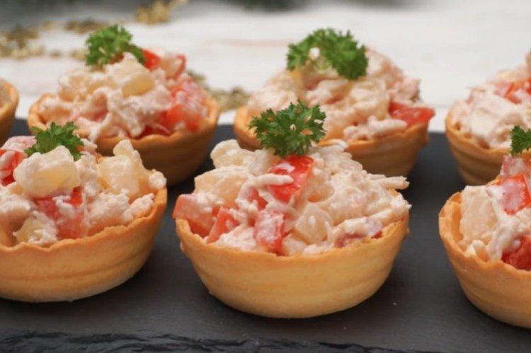 Tartaletas de pollo y piña