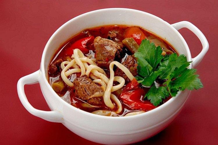 Classic Beef Lagman
