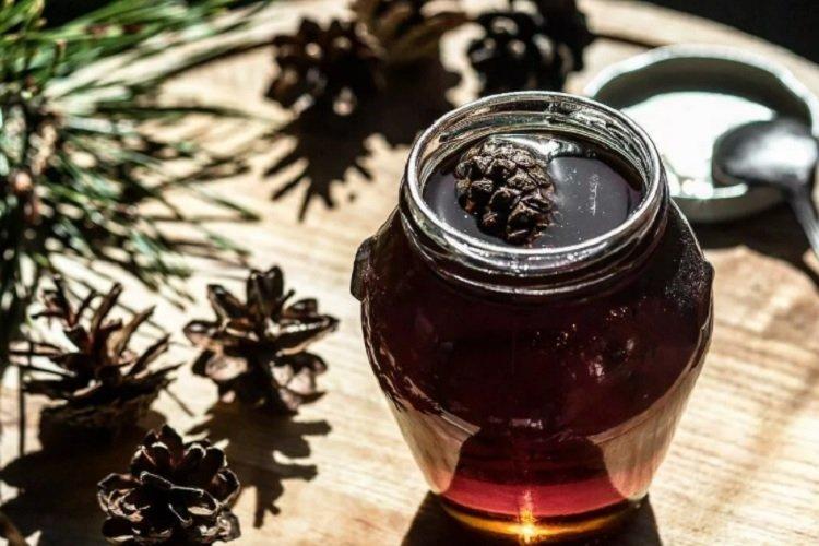 Pine Cone Jam with Pectin