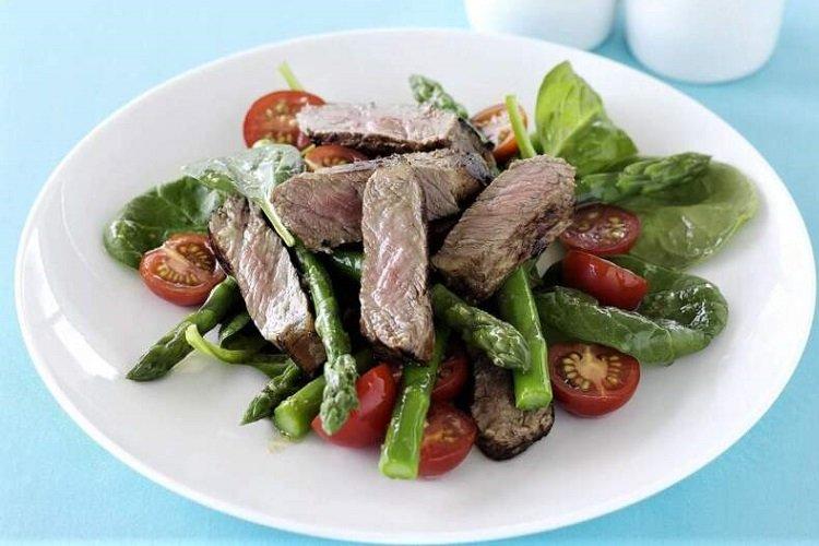 Beef and Asparagus Salad