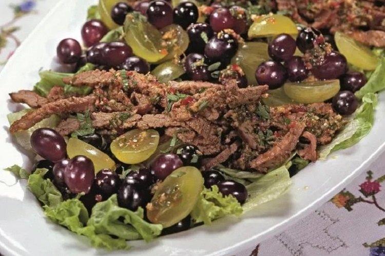 Beef and Grape Salad