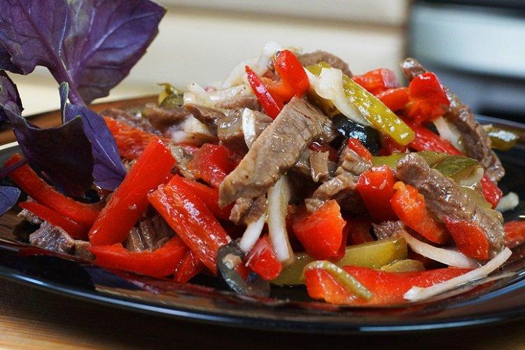 Beef and Pickled Cucumber Salad