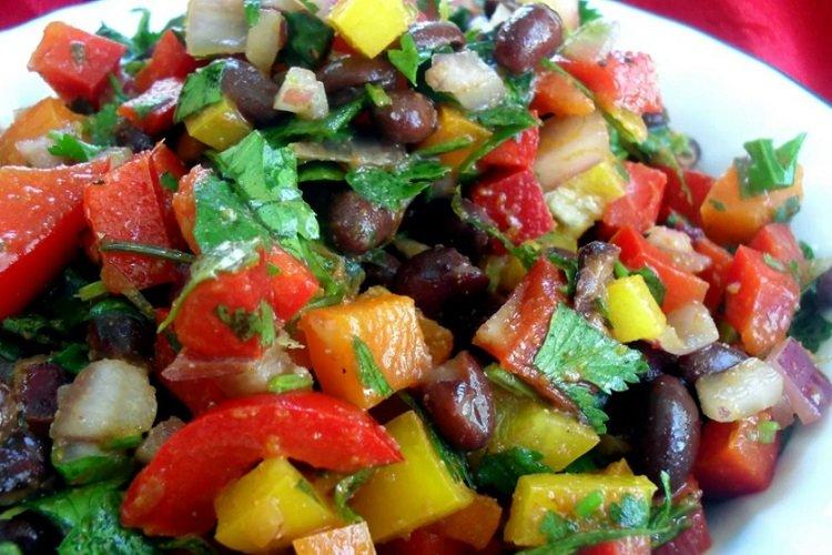 Red Bean, Tomato, and Bell Pepper Salad