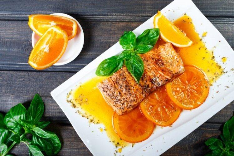 Alaska-Seelachsfilet mit Orange