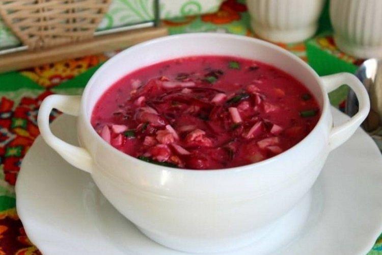 Cold Beetroot Soup with Chicken