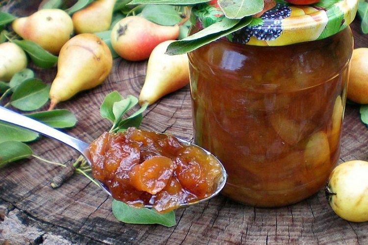 Rhabarber-Birnen-Marmelade