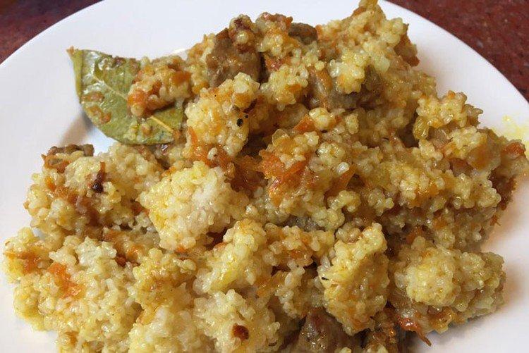 Gerstengrütze mit Auberginen