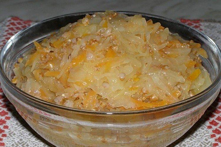 Gerstengrütze mit Sauerkraut