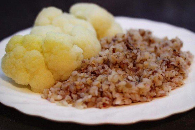 Gachas de trigo sarraceno con coliflor