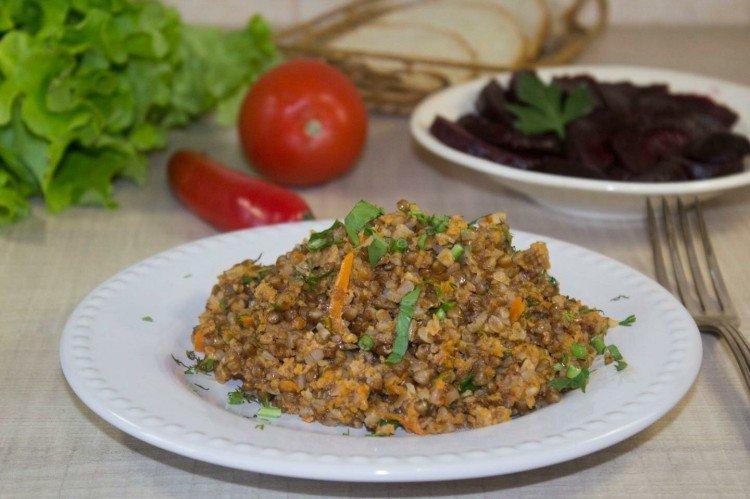 Gachas de trigo sarraceno con carne picada