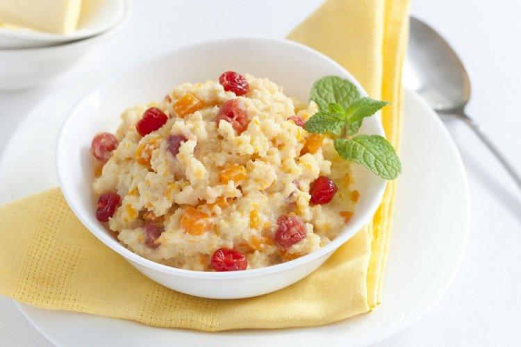 Millet Porridge with Pumpkin and Dried Cherries