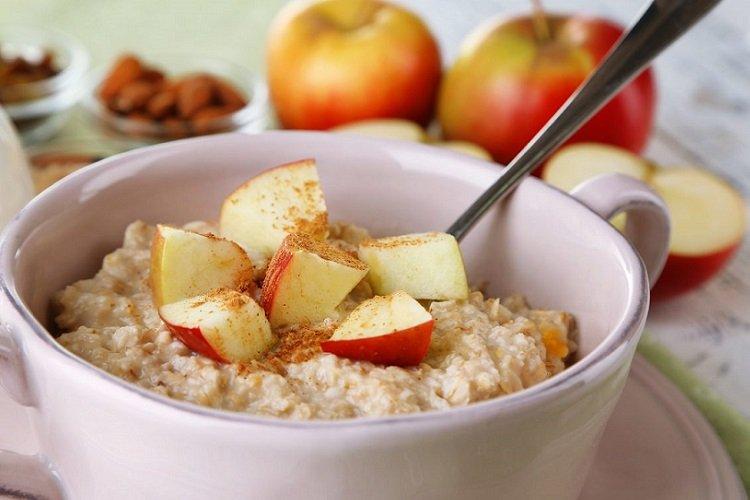 Millet Porridge with Apple and Cinnamon and Milk