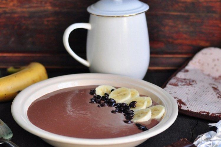 Semolina Porridge with Chocolate and Milk