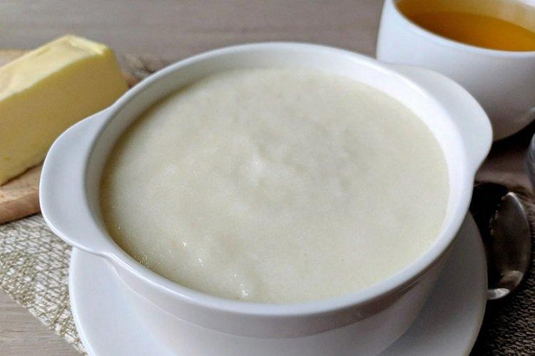 Classic Semolina Porridge Recipe with Milk