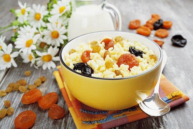 Millet Porridge with Dried Fruits