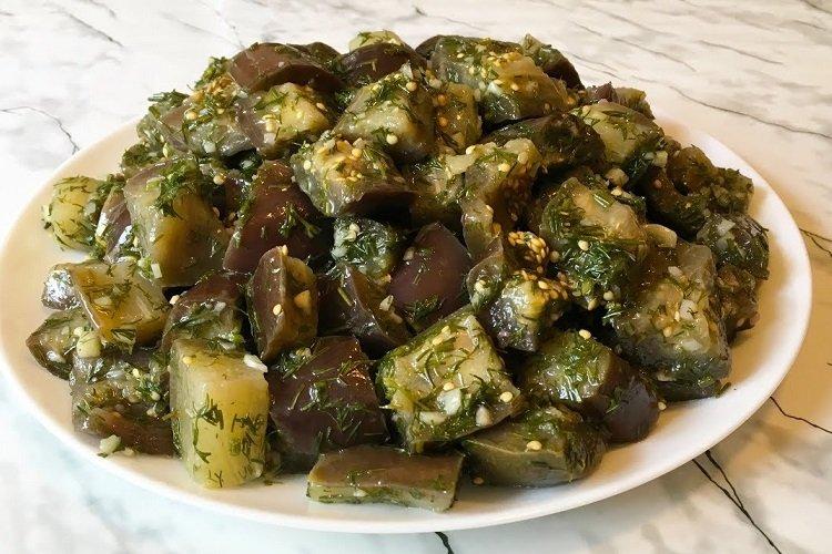 Simple Eggplant Salad with Garlic