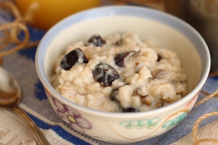 Rice Porridge with Prunes